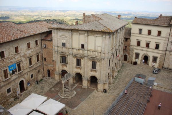 piazza-grande-montepulciano